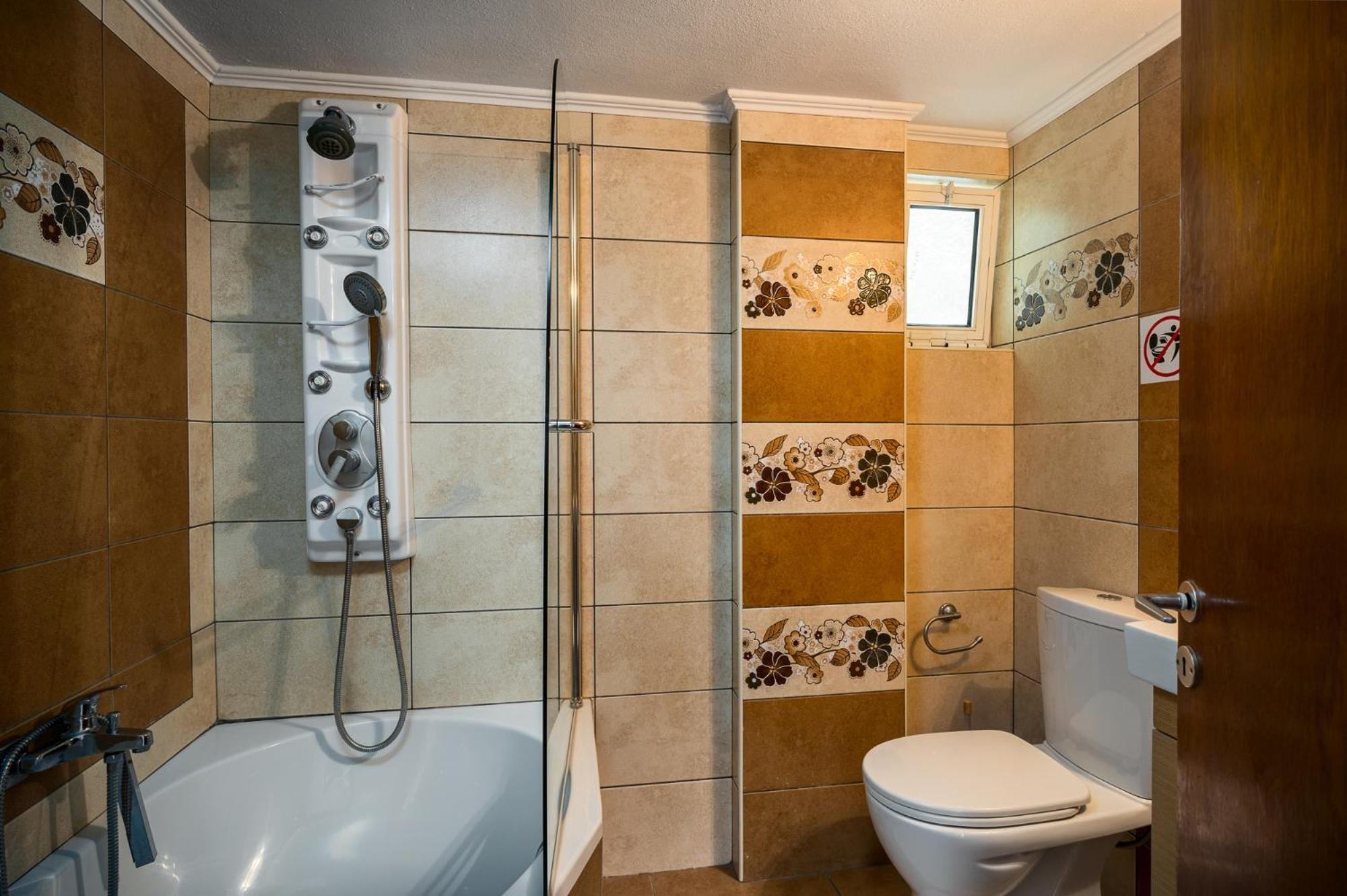 Agaloula Centrally Located Apartments, Lakka Exterior photo