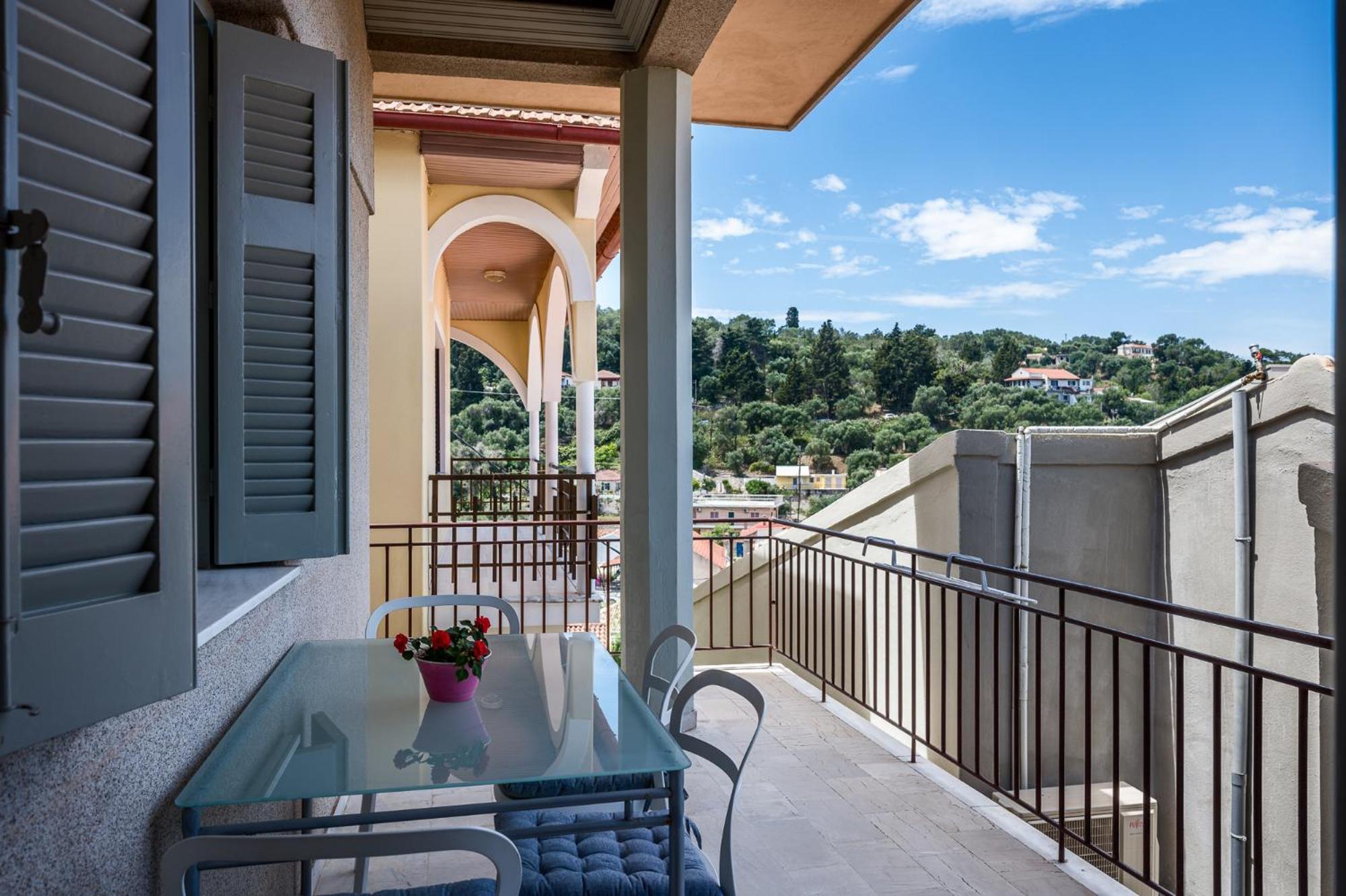 Agaloula Centrally Located Apartments, Lakka Exterior photo
