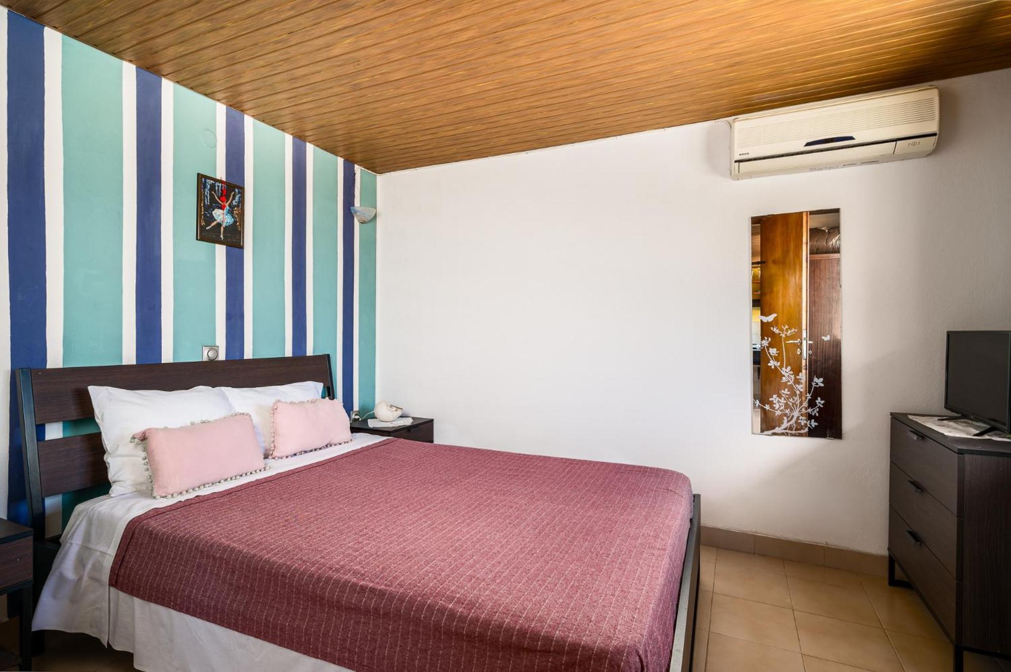 Agaloula Centrally Located Apartments, Lakka Exterior photo